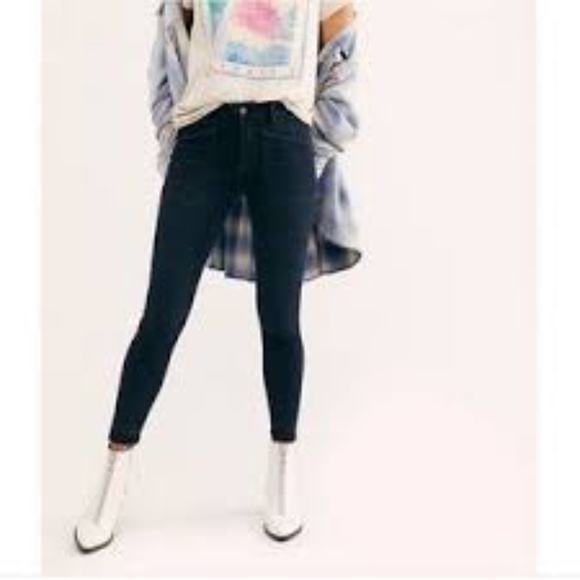 Free People Ivy Mid Rise Released Hem Skinny Jean - Picture 4 of 10